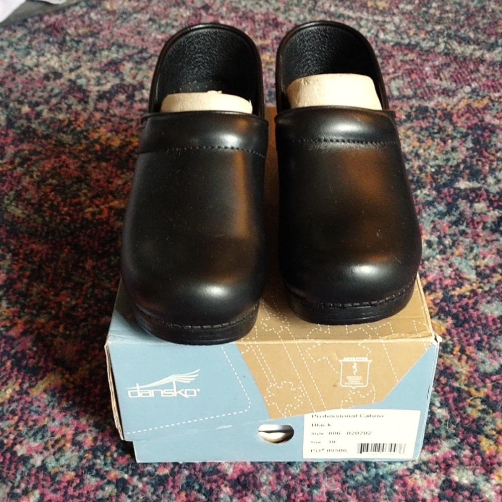 Dansko 39 Black